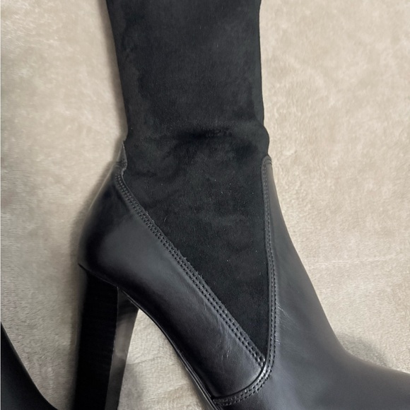 NIB Donald J. Pliner Black Heeled Leather Calf Skin Boot Size 8